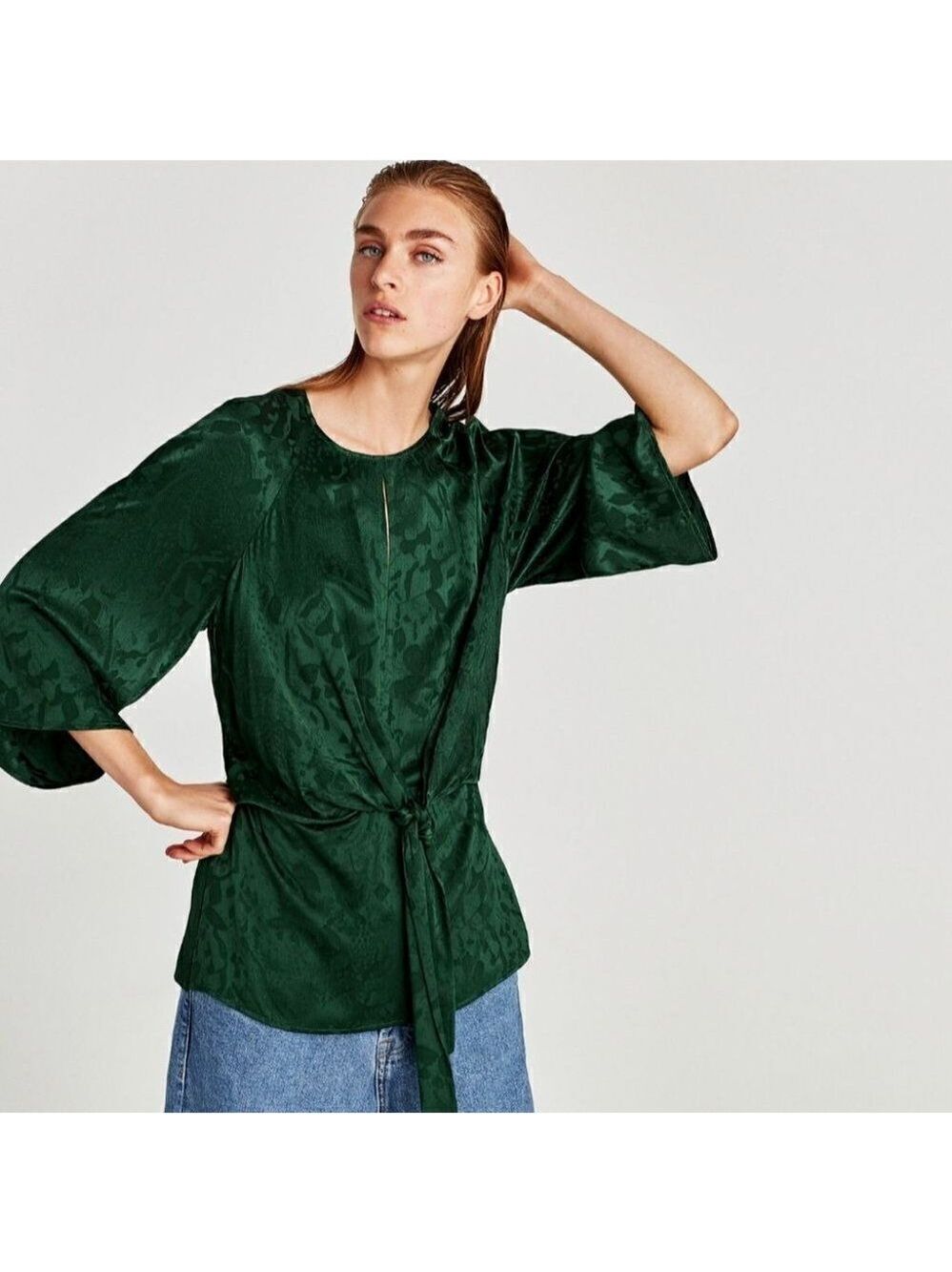 ZARA | Emerald jacquard tie front blouse